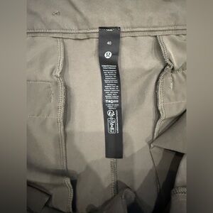 Lululemon Taupe/Grey Golf/Dress Pants